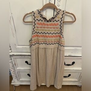 Women’s NWT size large tan embroidered dress